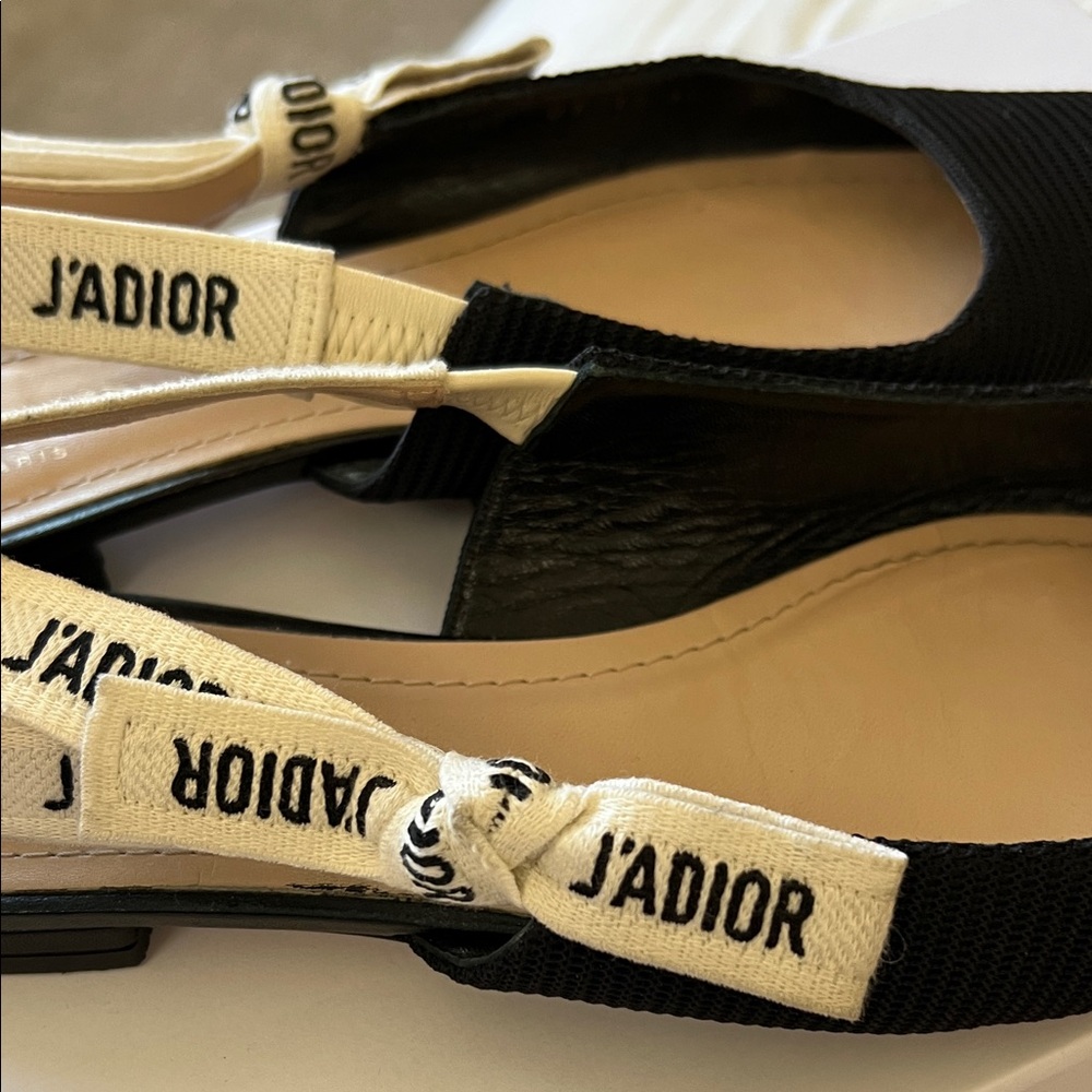‼️SOLD‼️ Dior Black Pointed-Toe Slingback Flats with Cream J'Adior Straps - Picture 9 of 13